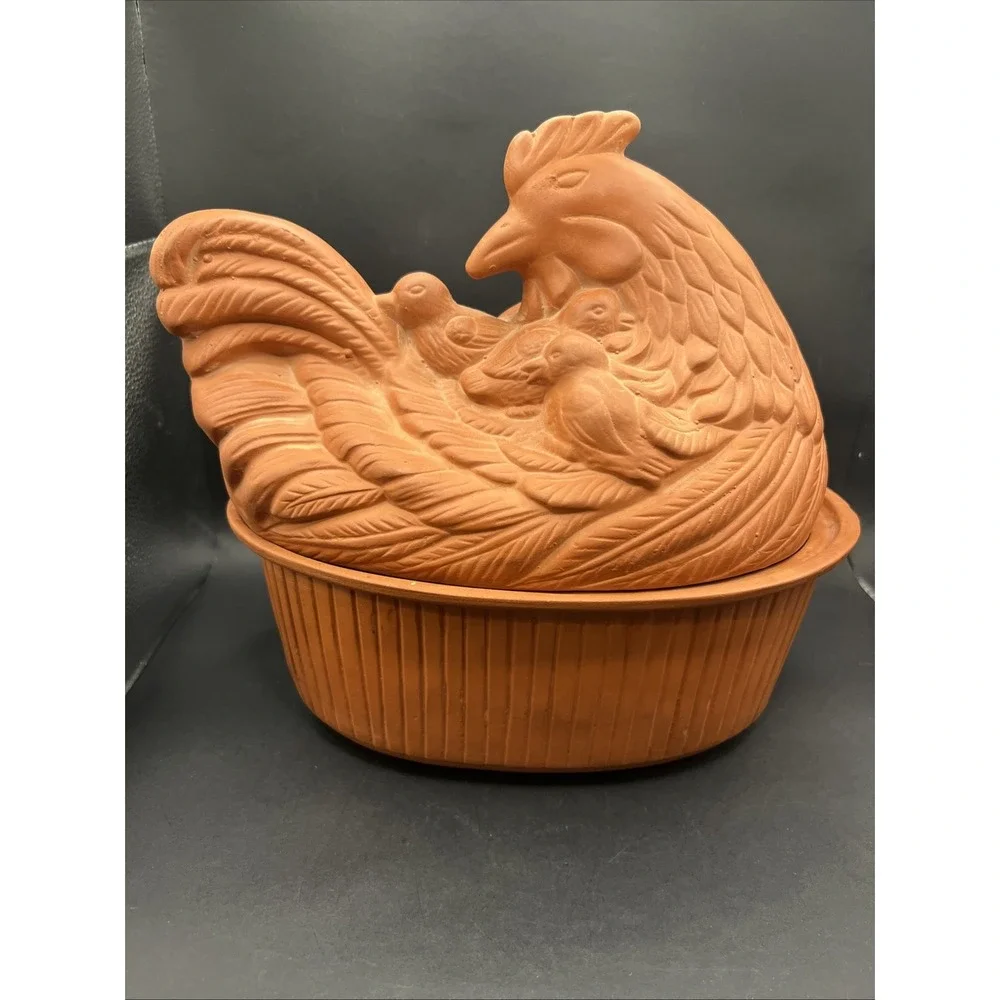 Vtg 1981 Gourmet Topf 233 Unglazed Terracotta Chicken Baker Roaster Hen on Nest